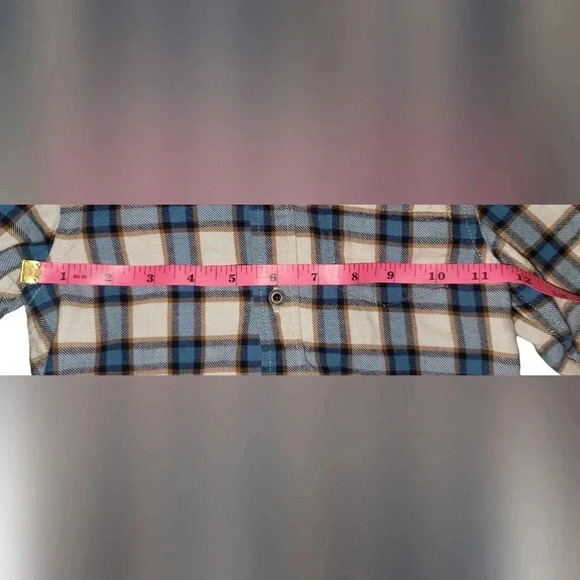 Gymboree Boy's 2t Long Sleeve Button Down - Picture 4 of 5